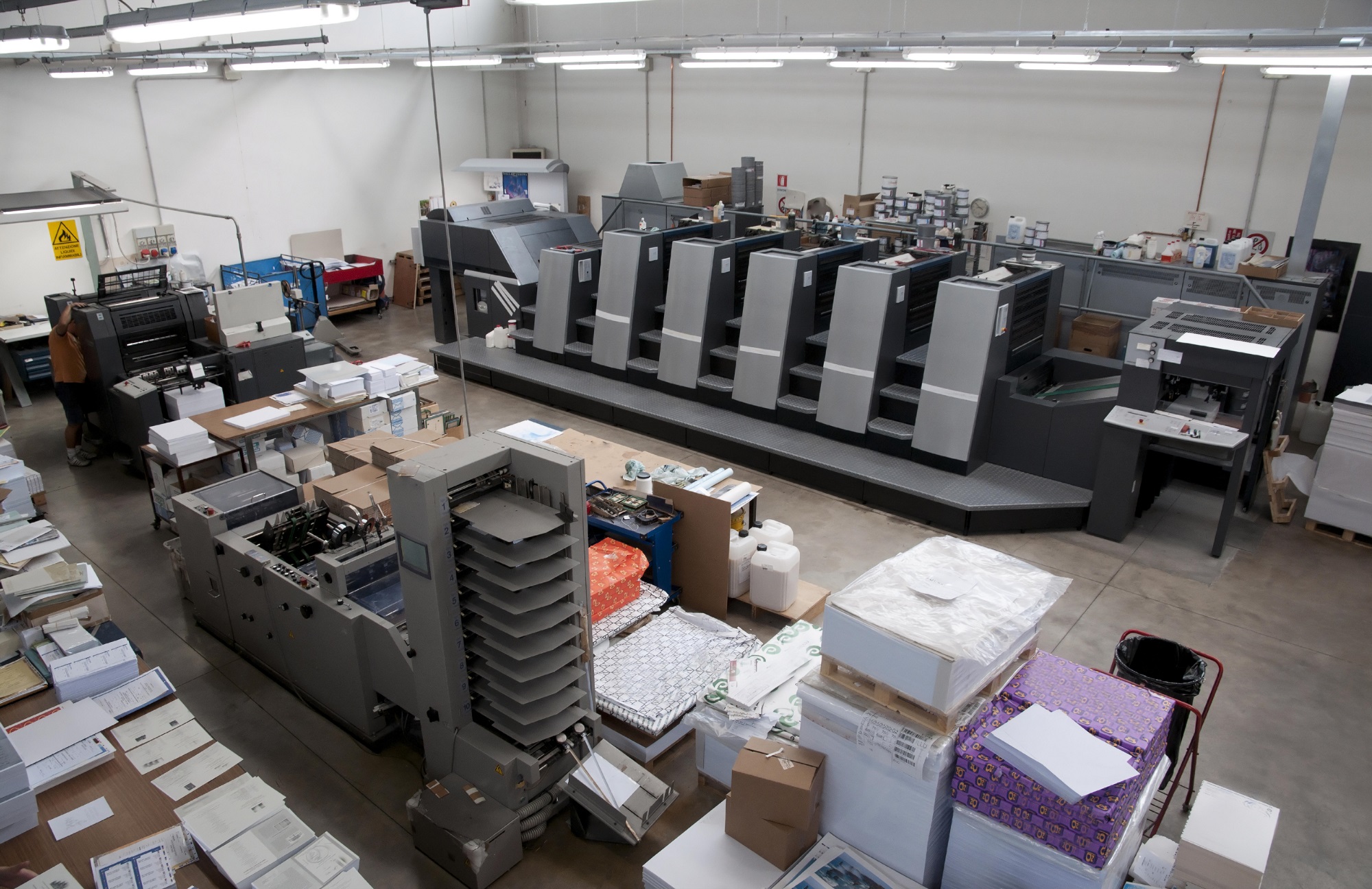 Printing Facility of EzeePrinting Online Printing Company